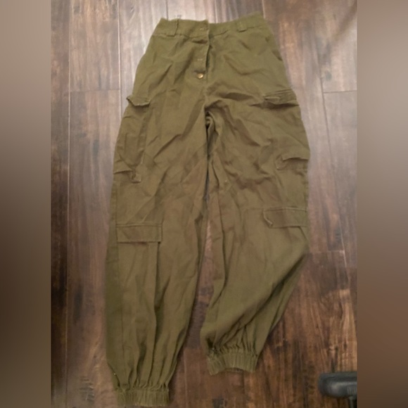 Cargo pants - Picture 1 of 3